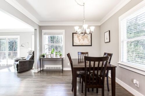 1403 Lavista Rd, Atlanta GA 30324-3835 exterior