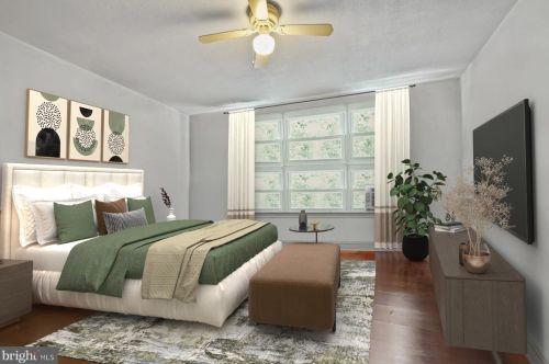 1020 Tyler Ave, Darby PA 19023-1105 exterior