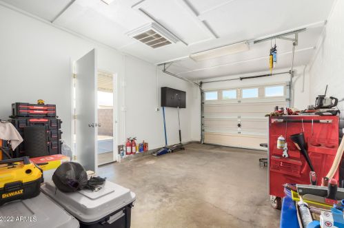 14824 30 Dr, Phoenix AZ 85009-5751 exterior