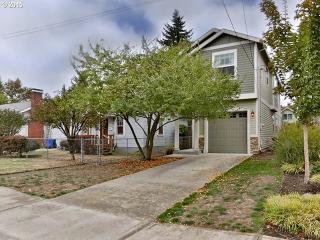 6023 57th Ave, Portland, OR 97206-6812