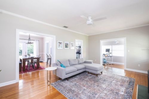 108 Lincoln Ave, Tampa FL  33609-3045 exterior