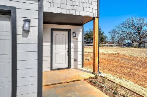 2709 Washington St, Denison TX  75020-1443 exterior