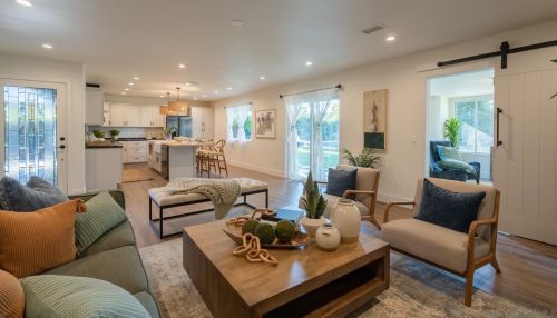 14291 Prospect Ave, Tustin CA  92780-2316 exterior