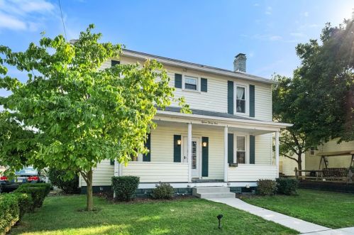 1534 Indiana Ave, Monaca, PA 15061-1945