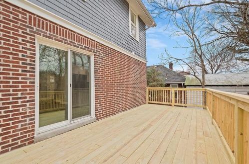 107 Poplar St, Pittsburgh PA 15205-4324 exterior