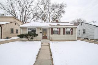 4915 63rd St, Milwaukee, WI 53218-4124
