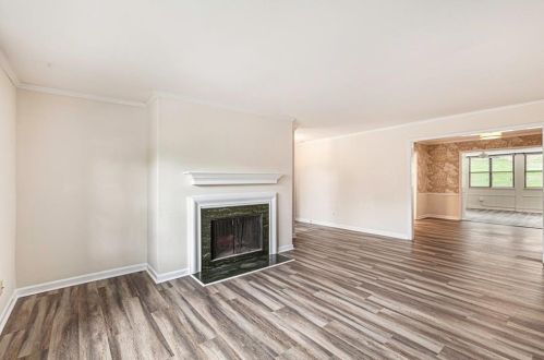 128 Amherst Pl, Atlanta GA  30327-4061 exterior