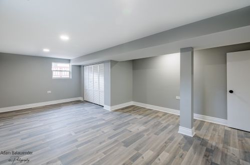 5505 Parkside Ave, Chicago IL  60638-2814 exterior