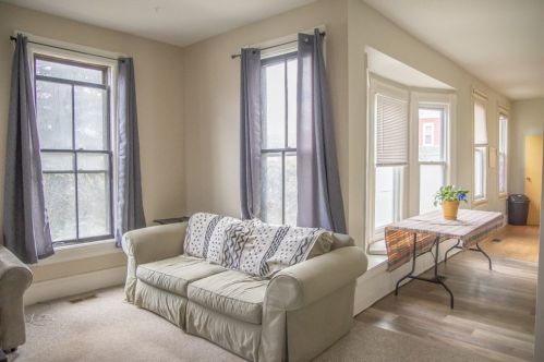 134 Buckingham St, Springfield MA 01109-3928 exterior