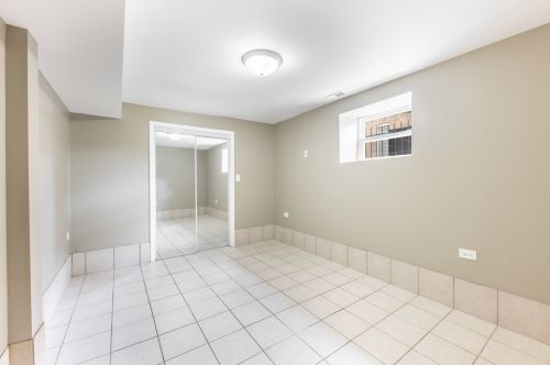 2941 Harrison St, Chicago IL 60612-3334 exterior