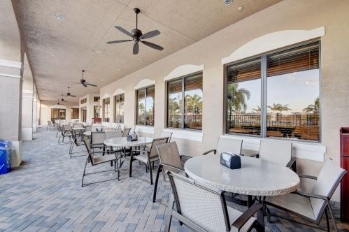 10468 Whitewind Cir, Boynton Beach FL 33473-7881 exterior