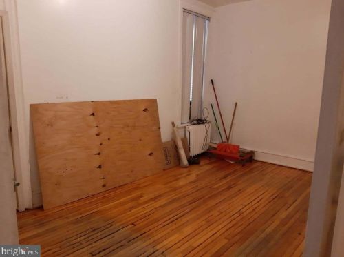 114 49 St, Philadelphia PA 19143-4411 exterior