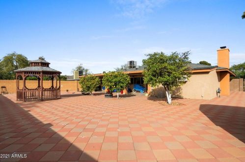 10602 35th St, Phoenix AZ 85028-3312 exterior