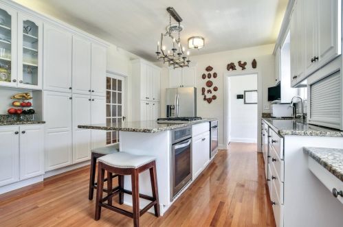 2820 Fountain Blvd, Tampa FL  33609-4012 exterior