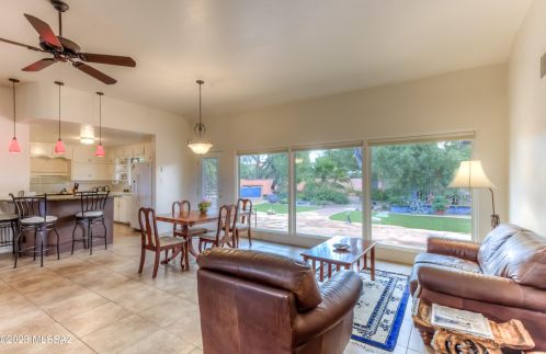 2130 Hampton St, Tucson AZ 85712-2312 exterior