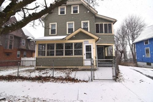 406 Saint James Ave, Springfield MA  01104-2803 exterior