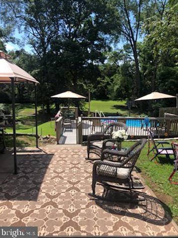 116 Lakeside Blvd, Trenton NJ 08610-1503 exterior