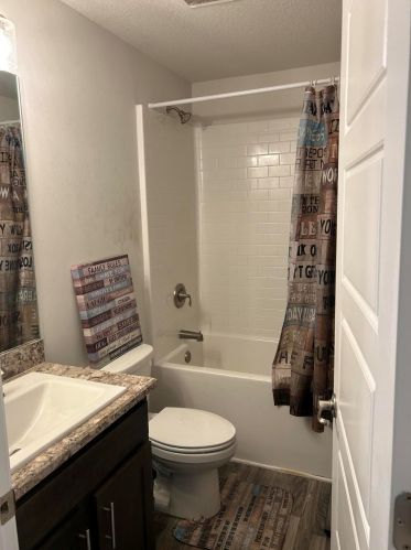 1207 Byron St, Fort Pierce FL  34983-2507 exterior