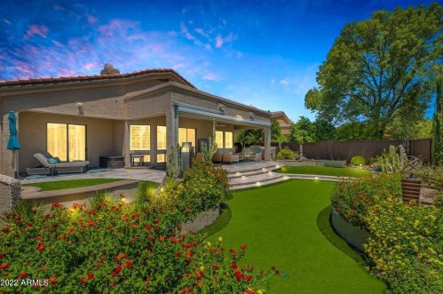 3415 42nd Pl, Phoenix, AZ 85018-5961