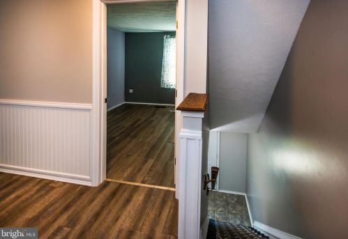 8024 Bosley Ct, Glen Burnie MD 21061-4925 exterior