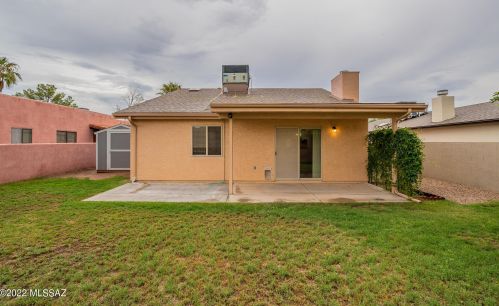 5749 Linden St, Tucson AZ 85719-3549 exterior