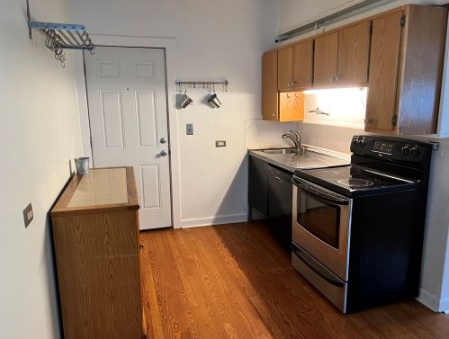 5465 Ingleside Ave, Chicago IL  60615-5042 exterior