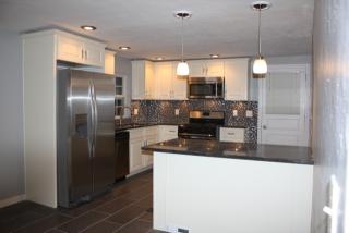 400 Sunset Dr, Pittsburgh PA  15228-2559 exterior