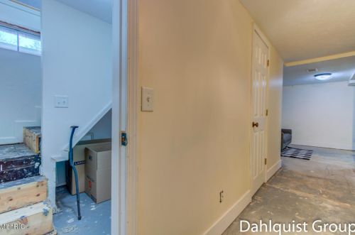 883 Post Rd, Meskegon MI 49441-4045 exterior