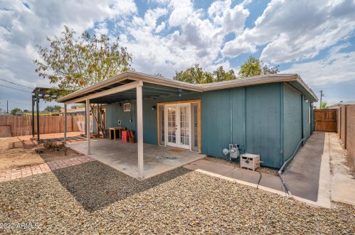 8109 28 Ave, Phoenix AZ 85009-5042 exterior