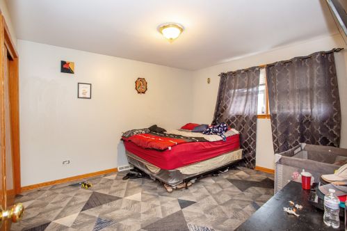 2919 57th St, Chicago IL 60629-2145 exterior