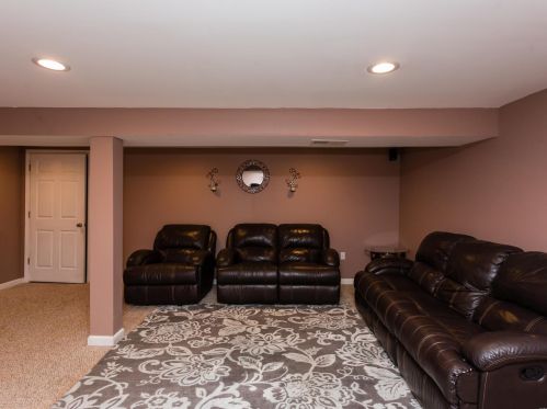 9414 Dorisann Ct, Saint Louis MO 63123-6304 exterior