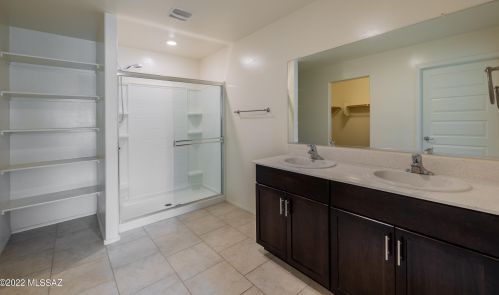 2647 Calle Joya De Ventura, Tucson AZ  85706-5072 exterior