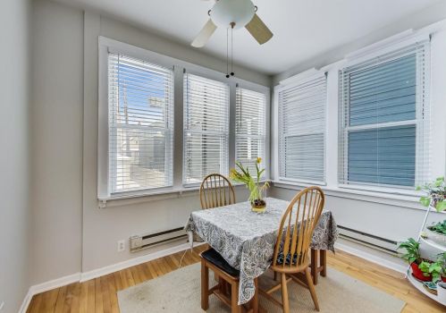 2421 Artesian Ave, Chicago IL 60645-5302 exterior