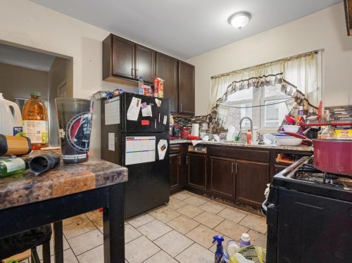 1514 72 St, Chicago IL 60636-3658 exterior