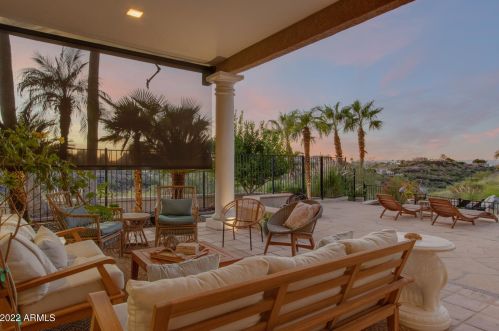 14461 15th Ave, Phoenix AZ  85023-5176 exterior