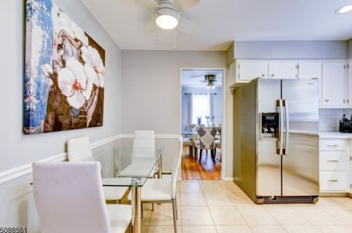 141 Hillside Ave, Bridgewater NJ  08807-1728 exterior