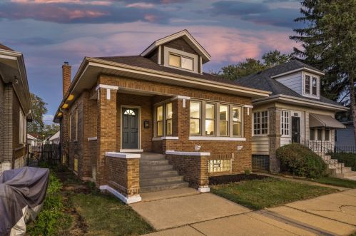 10115 Emerald Ave, Chicago, IL 60628-1808