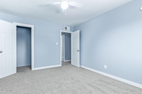 2925 42nd Ave, Phoenix AZ  85019-4323 exterior