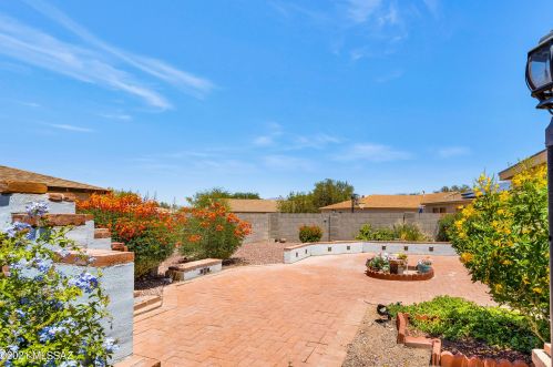 10028 Amanda Paige Dr, Tucson, AZ 85748-7886