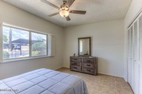 10 Madrid Dr, Tucson AZ  85704-6410 exterior