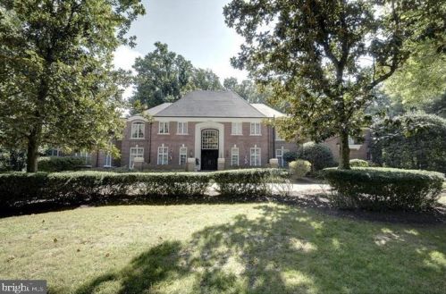 10912 Martingale Ct, Rockville MD  20854-1560 exterior