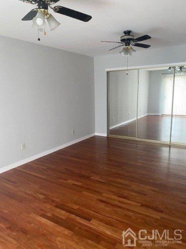 57 Linda Ln, Edison NJ  08820-4502 exterior