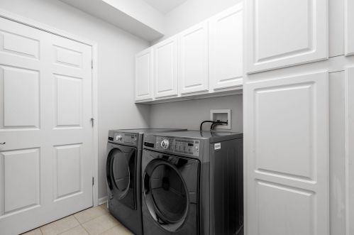 16221 Goose Lk Dr, Joliet IL 60403-1518 exterior