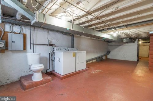 1925 11 St, Philadelphia PA 19147-1976 exterior