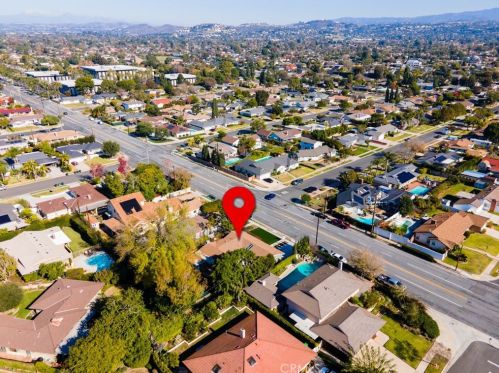 14291 Prospect Ave, Tustin CA  92780-2316 exterior