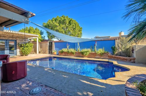 7217 13 Pl, Phoenix AZ 85014-1423 exterior