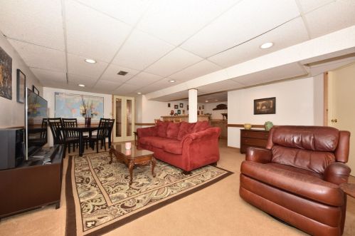 8096 61, Milwaukee WI 53223-3502 exterior