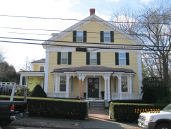292 Franklin St, Newton, MA 02458-2301