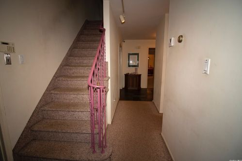 4 Ryder Ct, Huntington Station NY 11746-6142 exterior