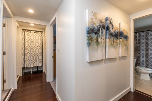 43 Frst St, Dover NH 03820-3223 exterior